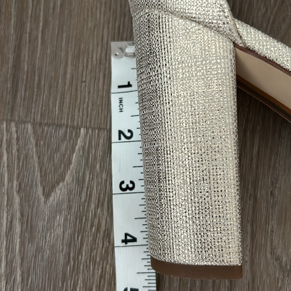 Sam Edelman gold block heel sandals/ worn once and perfect for wedding season! - Picture 10 of 10